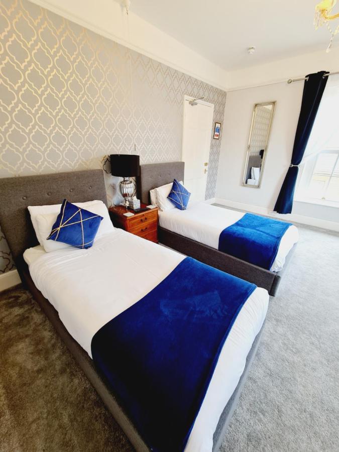 Beaufort Lodge - Central Location & Free Parking Taunton Kültér fotó
