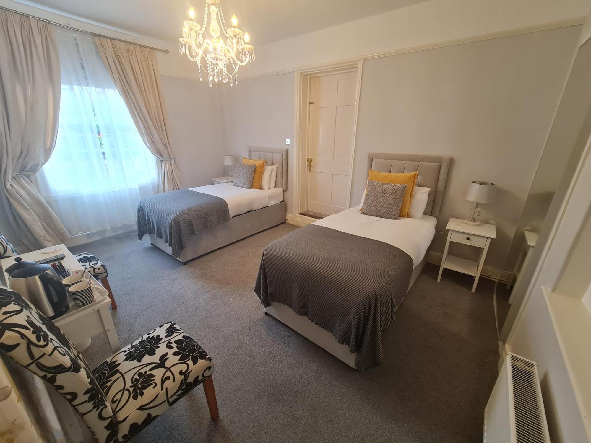 Beaufort Lodge - Central Location & Free Parking Taunton Kültér fotó